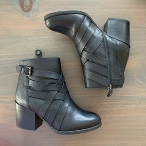 Fabianelli black leather boots. Size 38 (7.5)